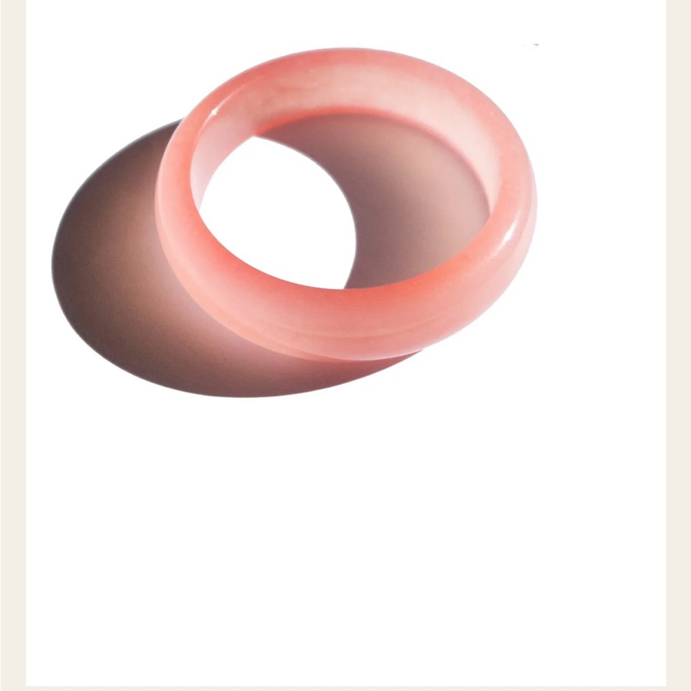 Chic Pink Quartzite Bangle Bracelet